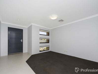 3 Jowett Lane, Piara Waters WA 6112