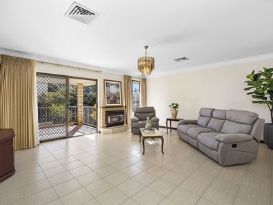 53 Appian Way, Hamersley WA 6022
