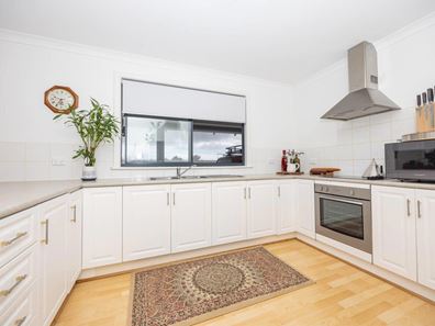 20 Pethick Loop, Green Head WA 6514