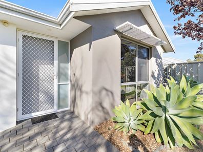 10 Leontes Way, Coolbellup WA 6163