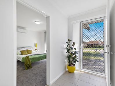 10 Leontes Way, Coolbellup WA 6163