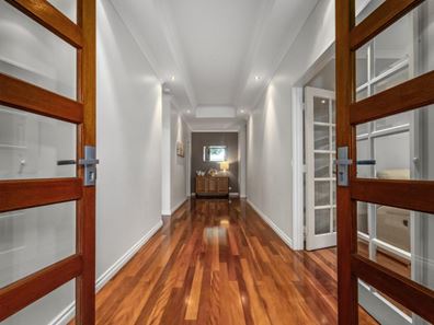 5 Quarram Crescent, Burns Beach WA 6028