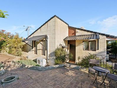 14 Chadstone Road, Craigie WA 6025