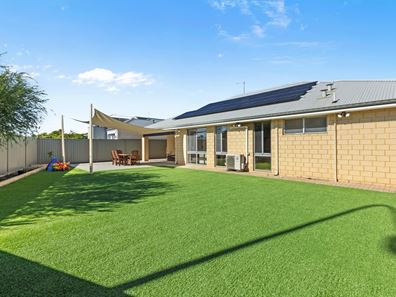 42 Grande Crescent , Success WA 6164
