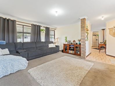 92 Steerforth Drive, Coodanup WA 6210