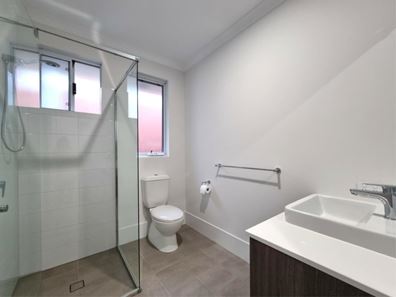 41 Gumblossom Avenue, Piara Waters WA 6112