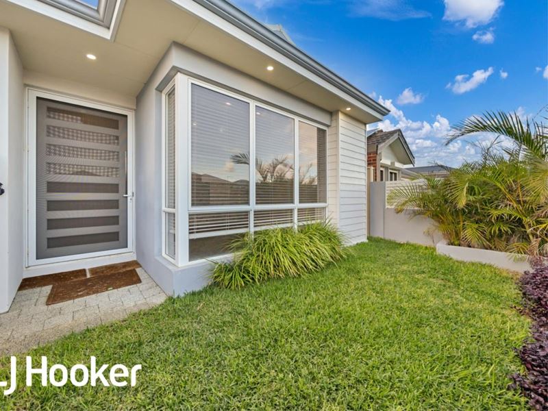 10 Schauss Road, Eglinton WA 6034