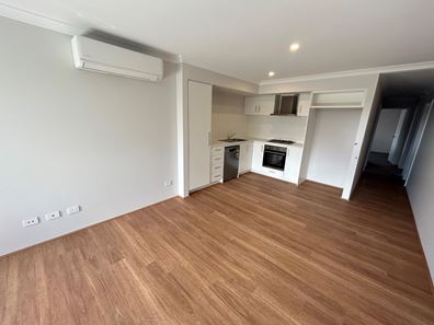 8A Coloration Road, Eglinton WA 6034