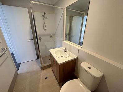 8A Coloration Road, Eglinton WA 6034