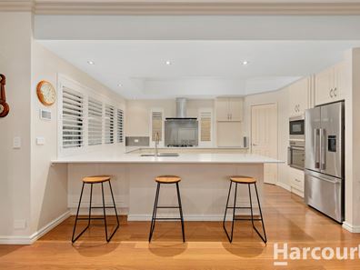 14 Dotterel Drive, Dudley Park WA 6210