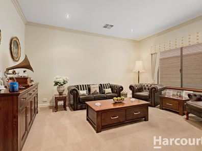 14 Dotterel Drive, Dudley Park WA 6210