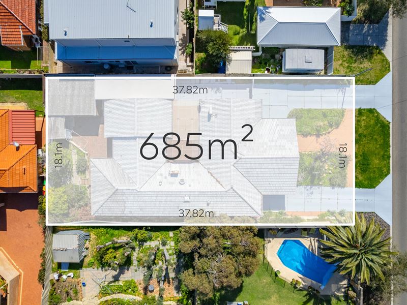 36 Flora Terrace, Watermans Bay