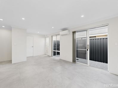 26A Peregrine Rd, Eglinton WA 6034