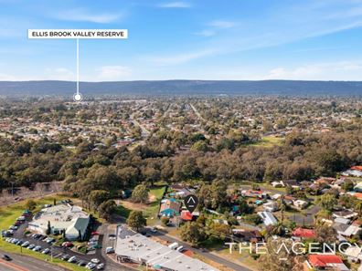 9 Lilac Place, Huntingdale WA 6110