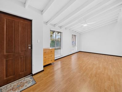 3/12 Walga Court, Yokine WA 6060