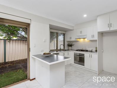 25 Lantana Crescent, Dianella WA 6059