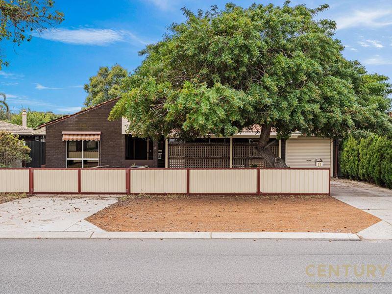 32 Tullamore Avenue, Thornlie