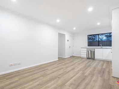 1/166 Leake Street, Belmont WA 6104
