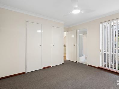 1/75 Thelma Street, Como WA 6152