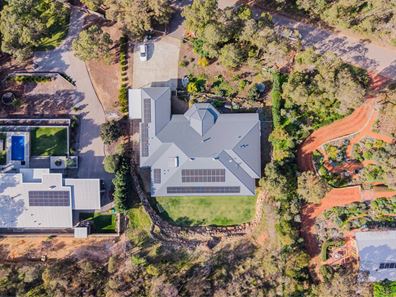 425 Pechey Road, Swan View WA 6056