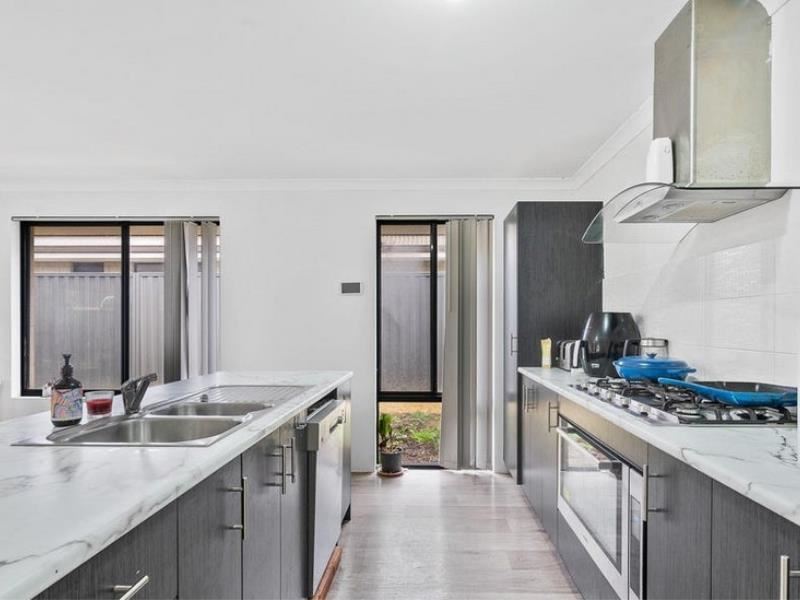 21 Glenree Way, Bullsbrook WA 6084