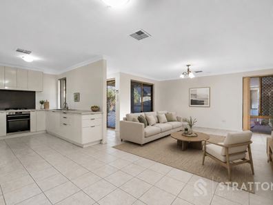 4/28-30 Stockman Way, Cannington WA 6107