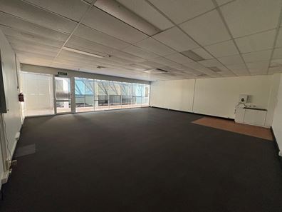 Unit 4/30 Forrest Avenue, South Bunbury WA 6230