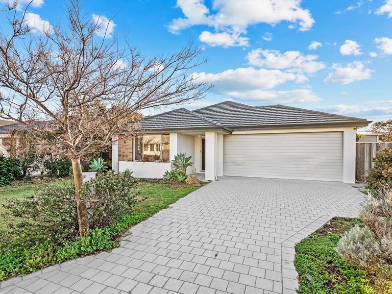 8 Stellaria Avenue, Halls Head