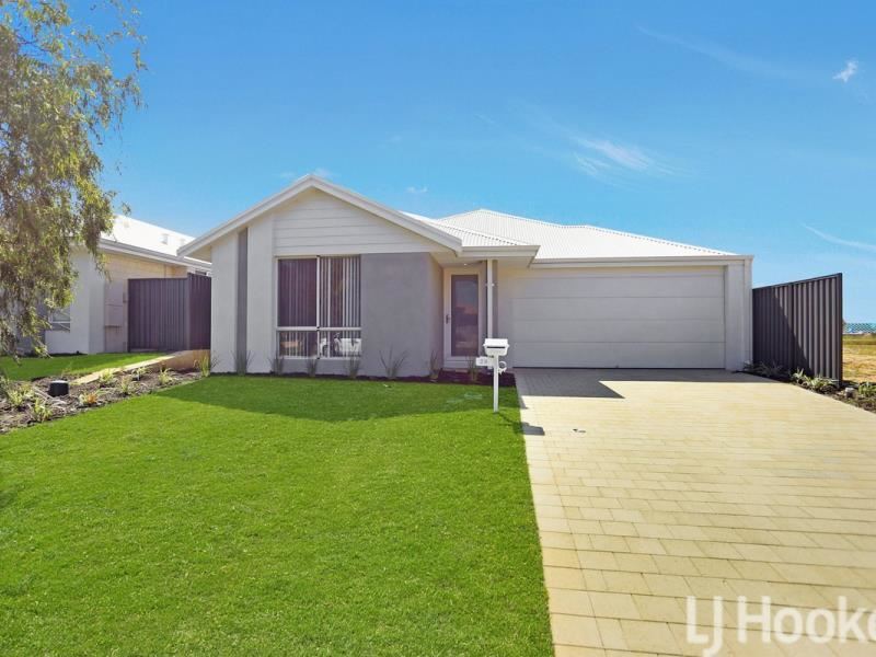 28 Swiftshire Road, Madora Bay WA 6210