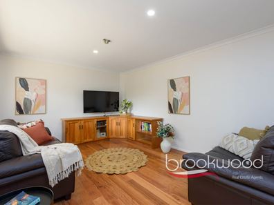 1025 Cook Street, Mount Helena WA 6082