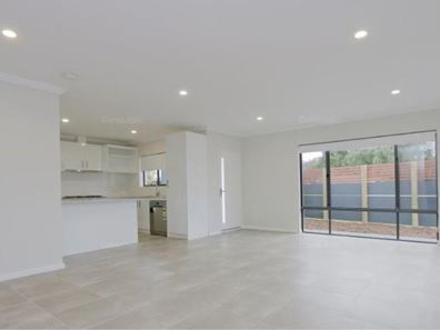 130A Safety Bay Road, Shoalwater WA 6169