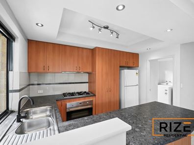 5 Merlot Way, Pearsall WA 6065