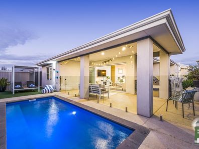17 Wattleseed Avenue, Treeby WA 6164