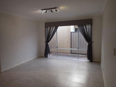 6 MacMillan Boulevard, Canning Vale WA 6155
