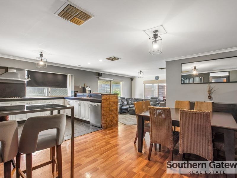 26 Warner Road, Parmelia WA 6167