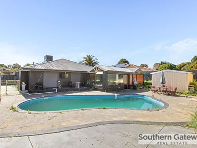 26 Warner Road, Parmelia WA 6167