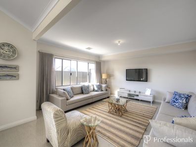 4 Spindle Grove, Jindalee WA 6036