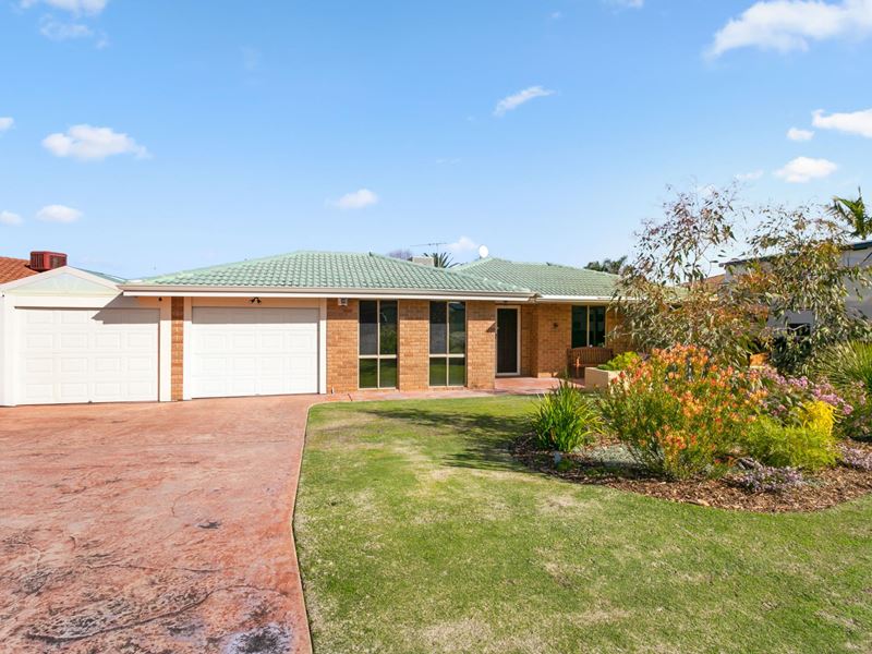 122 Marvell Avenue, Lake Coogee WA 6166