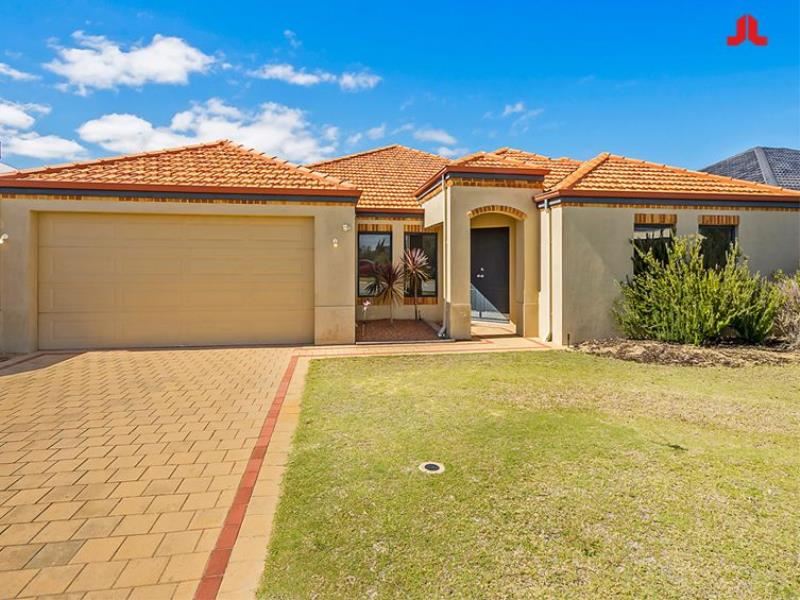 6 Amity Circuit, Shoalwater WA 6169