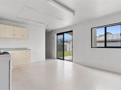 34 Lake street Granny Flat, Rockingham WA 6168