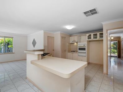 14a Hibernia Rise, Sorrento WA 6020