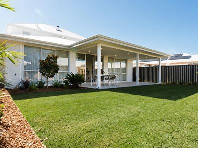 16 Rapallo Grove, Madora Bay WA 6210