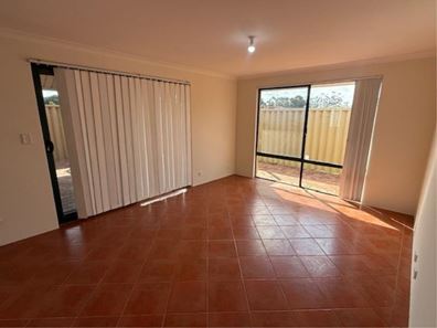 26 Beedelup Lp, Bibra Lake WA 6163
