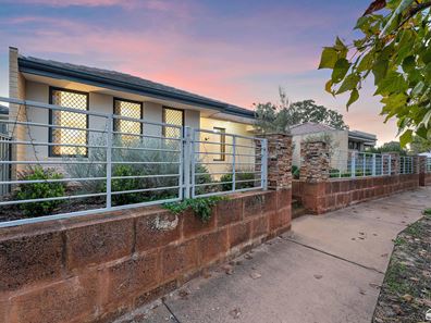 39 Mclachlan Turn, Byford WA 6122
