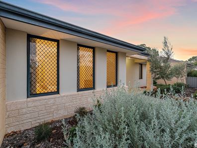 39 Mclachlan Turn, Byford WA 6122