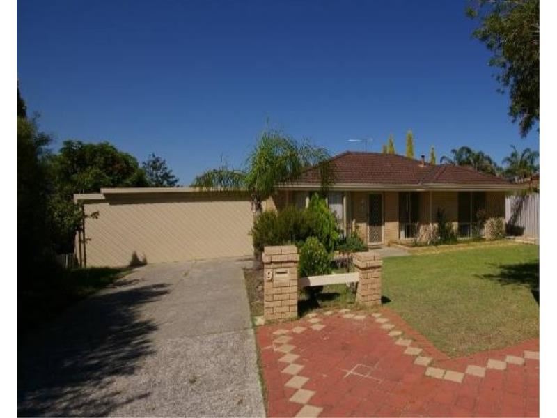 9 Collison Place, Marangaroo WA 6064