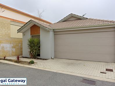 9/1 Humboldt Entrance, Aubin Grove WA 6164