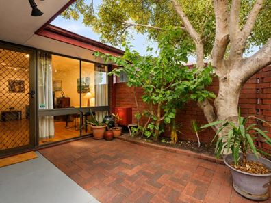 8/27 Macarthur Avenue, Padbury WA 6025