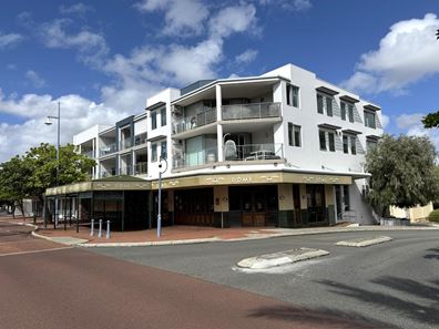 11/15 Kent St, Rockingham WA 6168