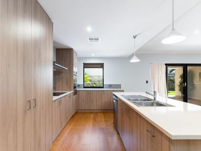 57 McIntyre Avenue, Burns Beach WA 6028